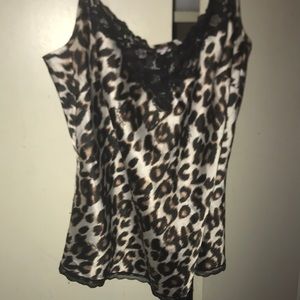 Lace Vs Tanktop